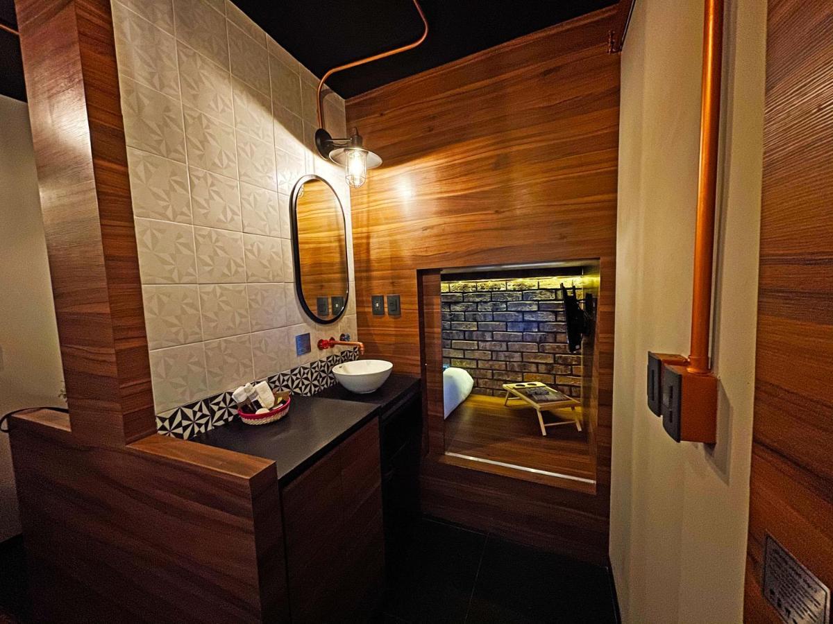 Cadillac Cocoon Beds Mexico City Exterior photo